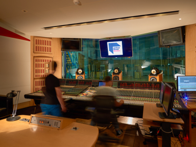 Студийные записи: где топовые музыканты создавали свои культовые песни  - Новости Muzilla.ru